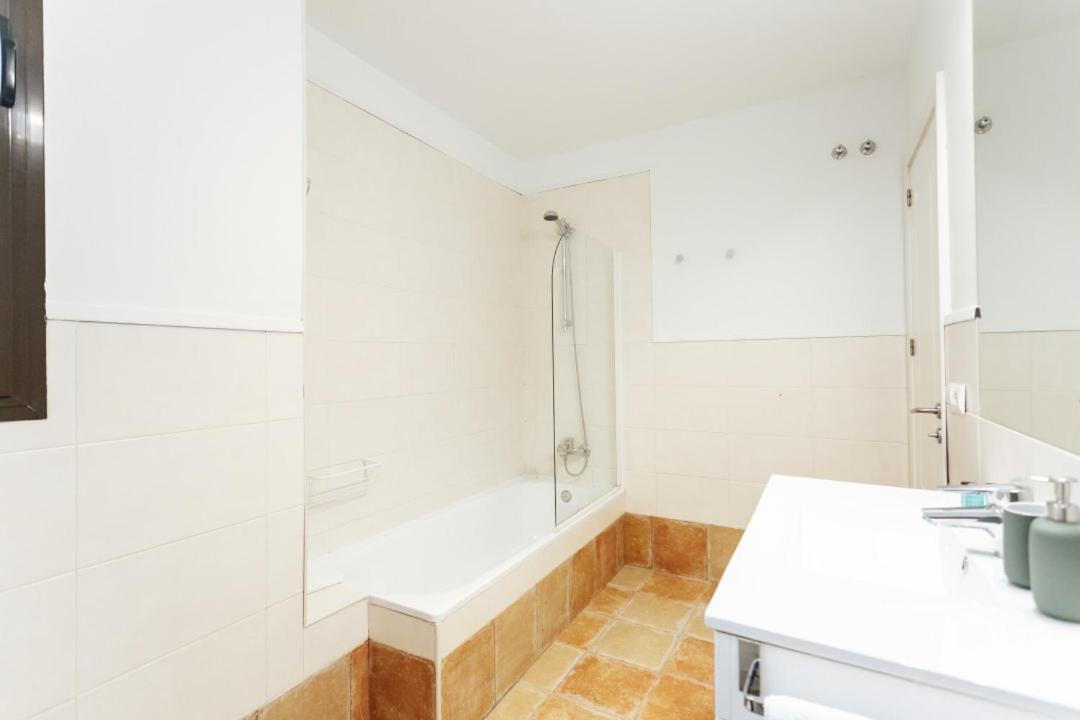 Minty Stay 3Bd Apartment - Triana Sevilla Kültér fotó