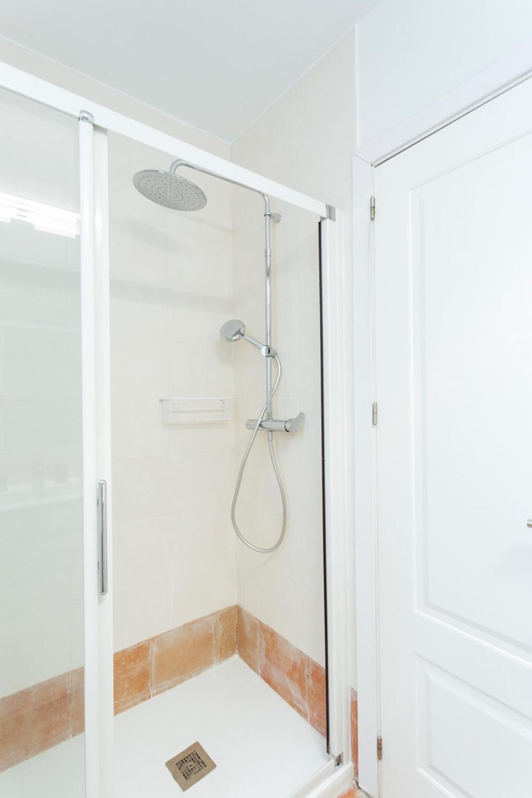 Minty Stay 3Bd Apartment - Triana Sevilla Kültér fotó